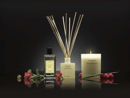 Świeca Premium 230gr Raspberry & BlackVanilla CERERIA MOLLA