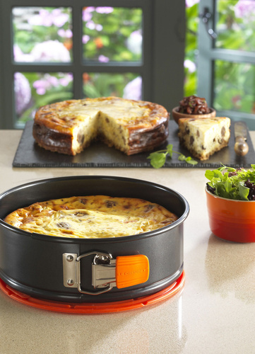 Podkładka silikonowa pod naczynia 20 cm garnet LE CREUSET