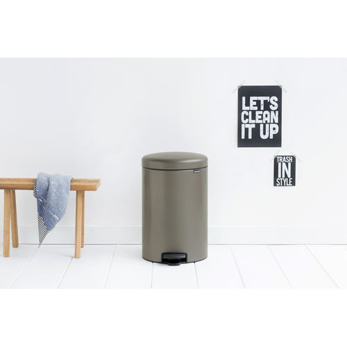 Kosz pedałowy NewIcon 20l platynowy BRABANTIA
