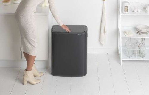 Kosz Bo Touch Bin 60l czarny matowy BRABANTIA