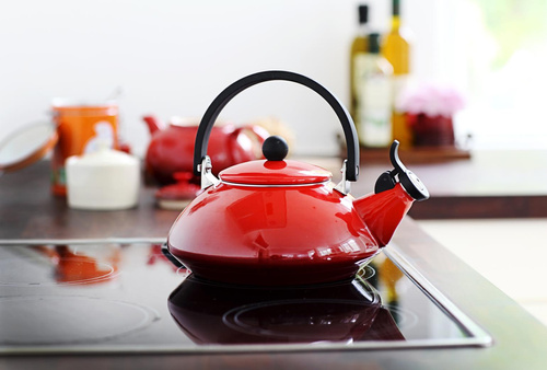 Czajnik Zen 1,5l wiśniowy LE CREUSET