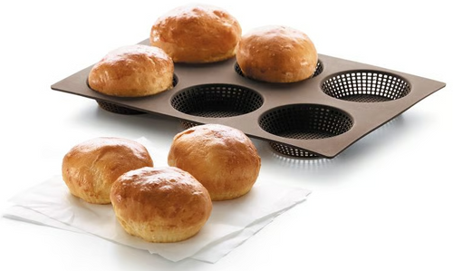 Forma do pieczenia bułek (6 sztuk) perforowana silikonowa brązowa LEKUE