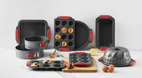 Forma prostokątna do pieczenia ciasta  z powłoką nieprzywierającą LEKUE