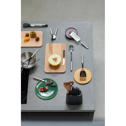 Drewniana deska do krojenia  warzyw 40 x 25 cm Brabantia