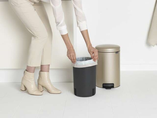 Kosz pedałowy 12 l NewIcon Champagne BRABANTIA