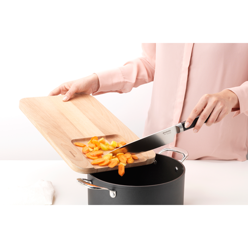 Drewniana deska do krojenia  warzyw 40 x 25 cm Brabantia
