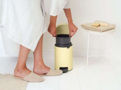 Kosz pedałowy NewIcon 3l Mellow Yellow BRABANTIA