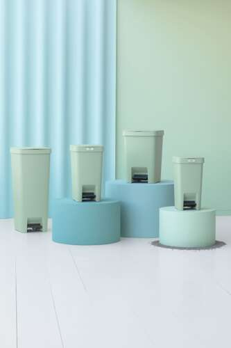 Kosz pedałowy 25l StepUp jade green Brabantia