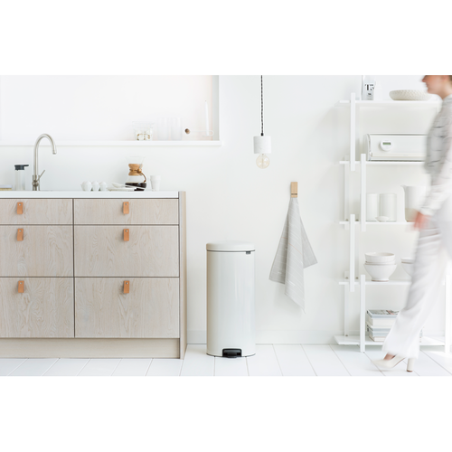 Kosz pedałowy NewIcon 30l biały BRABANTIA