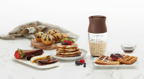 Shaker do naleśników brązowy LEKUE