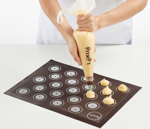 Mata do pieczenia perforowana 30x40 cm silikonowa LEKUE