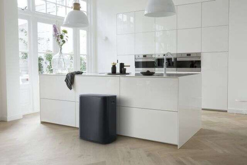 Kosz Bo Touch Bin 60l czarny matowy BRABANTIA