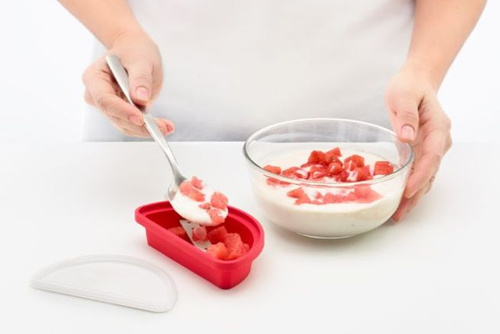 Zestaw 4 sztuk foremek do lodów Tropical Fruits Ice Cream Moulds LEKUE