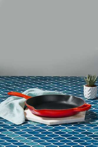 Patelnia żeliwna 20cm wiśniowa LE CREUSET