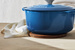 Podkładka magnetyczna 20 cm drewno akacjowe LE CREUSET