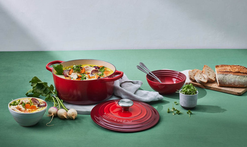 Brytfanna żeliwna okrągła 20 cm wiśniowa LE CREUSET