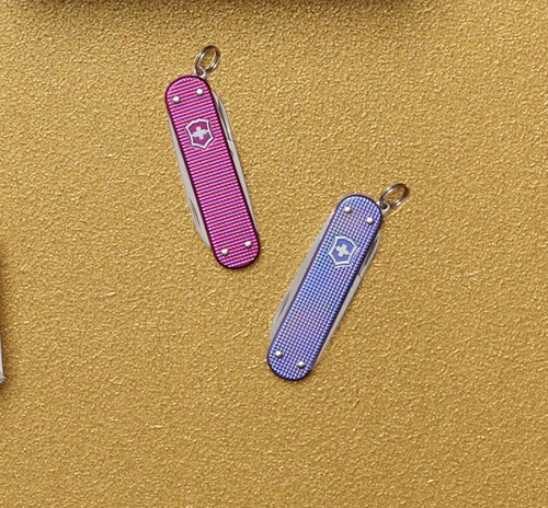 Scyzoryk Classic SD Alox electric lavender  VICTORINOX