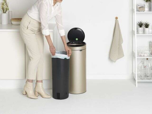 Kosz 30 l Touch Bin New Champagne BRABANTIA