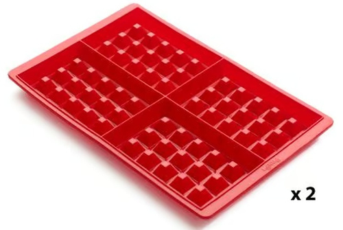 Forma do pieczenia gofrów (2 sztuki) silikonowa czerwona LEKUE 