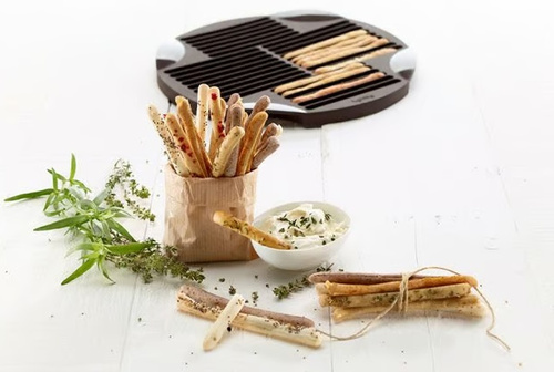 Forma do pieczenia paluszków silikonowa brązowa LEKUE