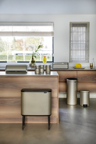 Kosz pedałowy 12 l NewIcon Champagne BRABANTIA