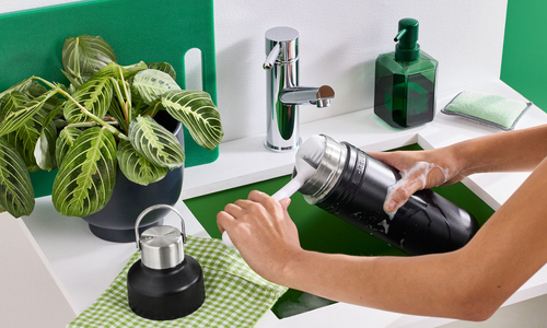 Butelka termiczna 500 ml On The Go czarna LE CREUSET