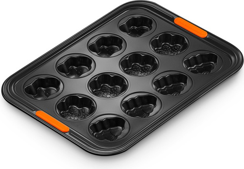 Forma na 12 świątecznych babeczek LE CREUSET