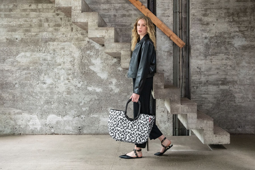 Torba loopshopper L frame leo nero REISENTHEL