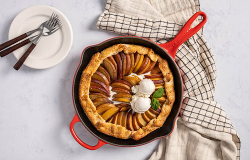 Patelnia żeliwna 23cm wiśniowa LE CREUSET