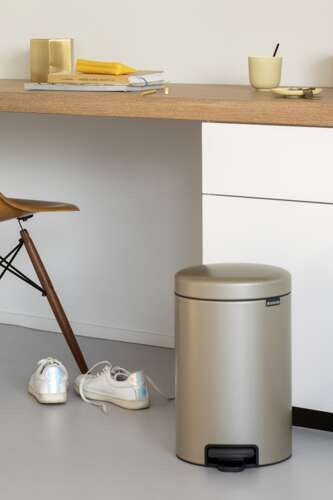 Kosz pedałowy 12 l NewIcon Champagne BRABANTIA