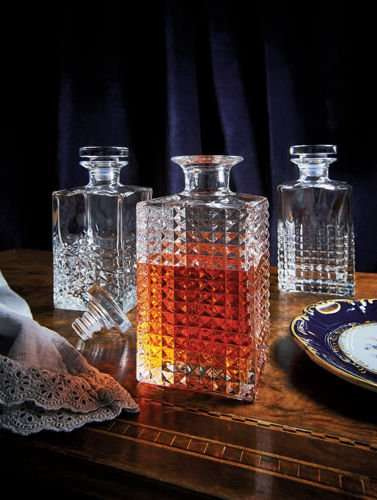 Karafka do napojów 780 ml Textures LUIGI BORMIOLI