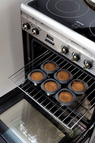 Foremki do fondantów 6 sztuk silikonowe szare LEKUE