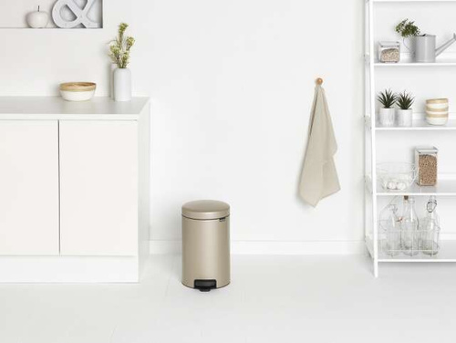 Kosz pedałowy 12 l NewIcon Champagne BRABANTIA