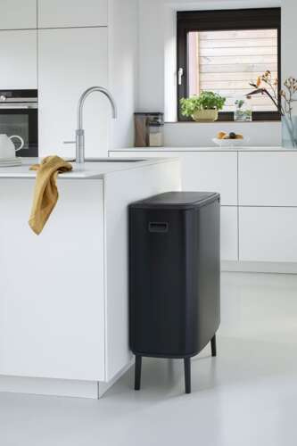 Kosz Bo Touch Bin Hi 60 l czarny matowy BRABANTIA