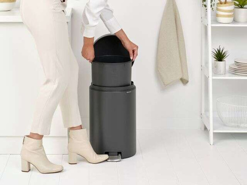Kosz pedałowy NewIcon 20l Mineral Infinite Grey BRABANTIA