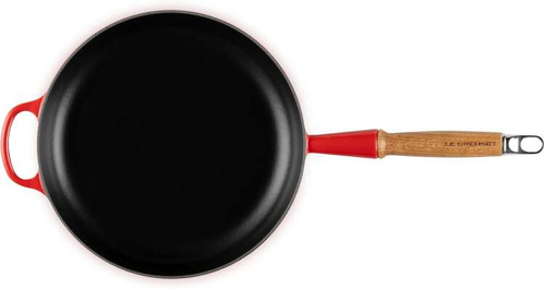 Patelnia 28cm z drewnianym uchwytem żeliwna wiśniowa LE CREUSET