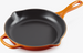  Patelnia żeliwna 23 cm płomienna LE CREUSET