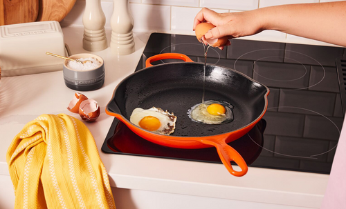  Patelnia żeliwna 23 cm płomienna LE CREUSET