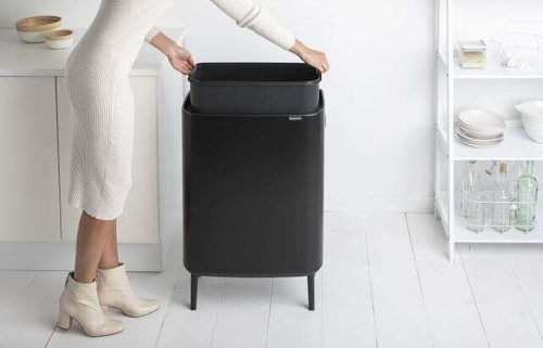 Kosz Bo Touch Bin Hi 60 l czarny matowy BRABANTIA