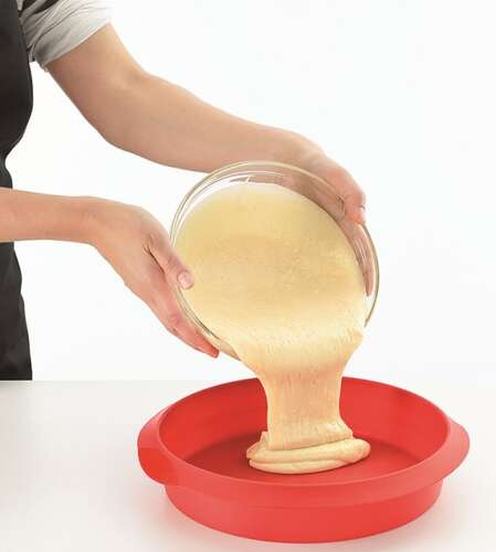 Okrągła silikonowa forma do ciasta 26 cm czerwona LEKUE