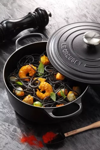 Okrągła brytfanna żeliwna 20cm czarna LE CREUSET