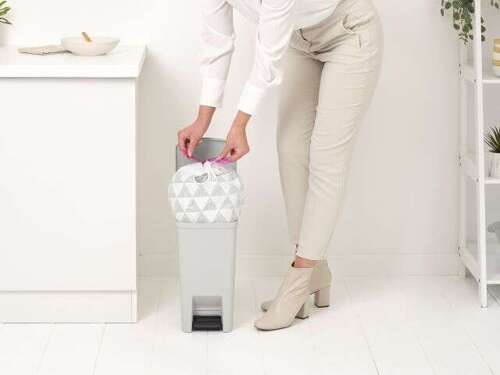 Kosz pedałowy 10l StepUp light grey Brabantia