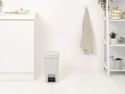 Kosz pedałowy 10l StepUp light grey Brabantia