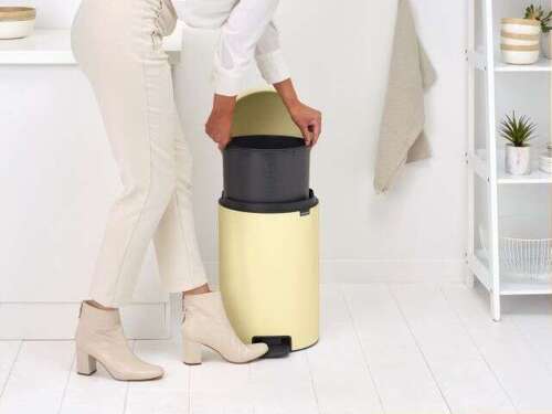 Kosz pedałowy NewIcon 20l Mellow Yellow BRABANTIA